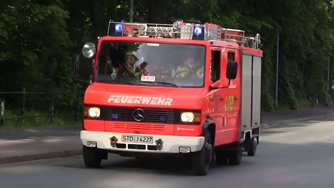 [Neuer GW Taucher + Hornkonzerte + Bullhorn] Einsatzfahrten Feuerwehr Stade zur Traditionsübung 2023