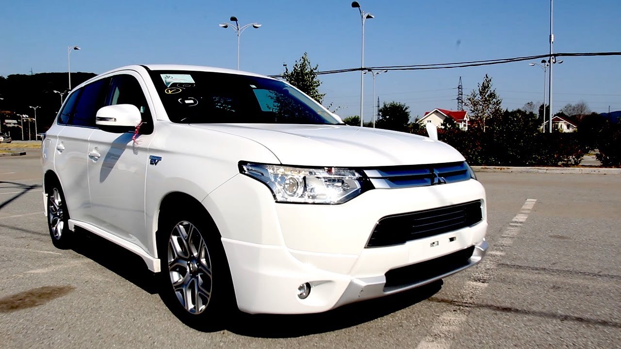 Mitsubishi Outlander PHEV - Идеальный гибридный кроссовер за 1.4 млн руб
