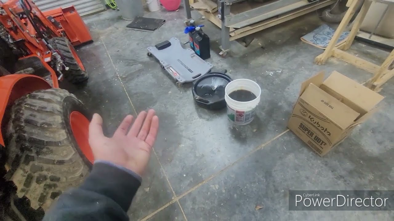 Kubota B2601 Hydraulic Oil/ Transmission Fluid Change