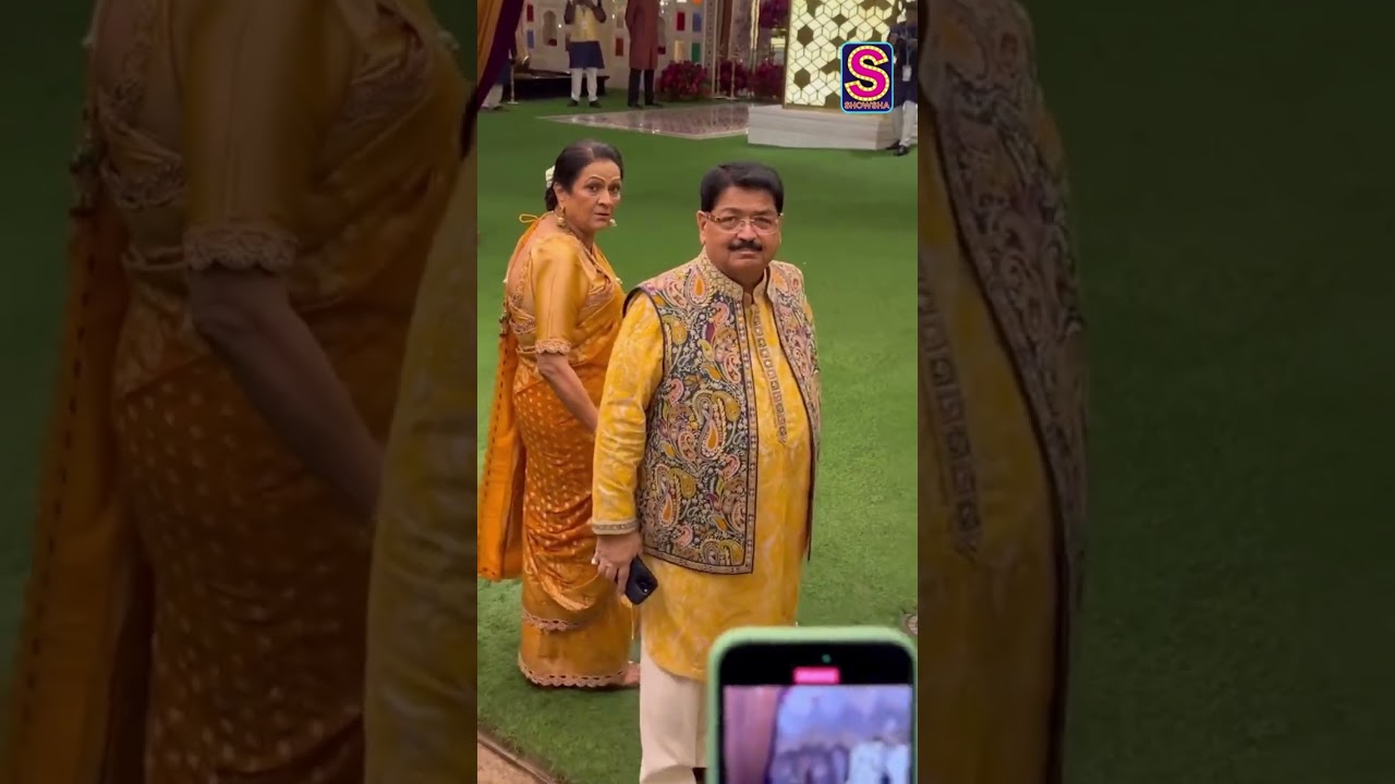 Parimal Nathwani and Family Attend Anant Ambani and Radhika Merchant's Haldi Ceremony | N18S