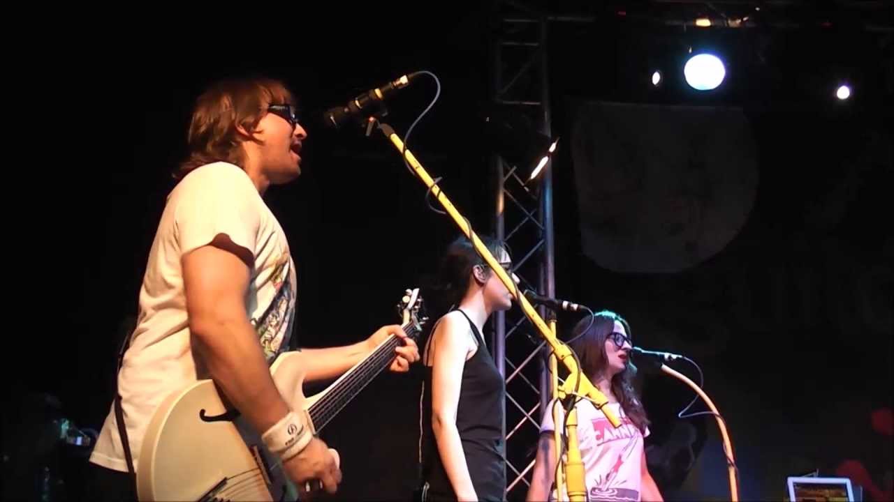 Wheatus: Love is a Mutt from Hell - Live in Gloucester