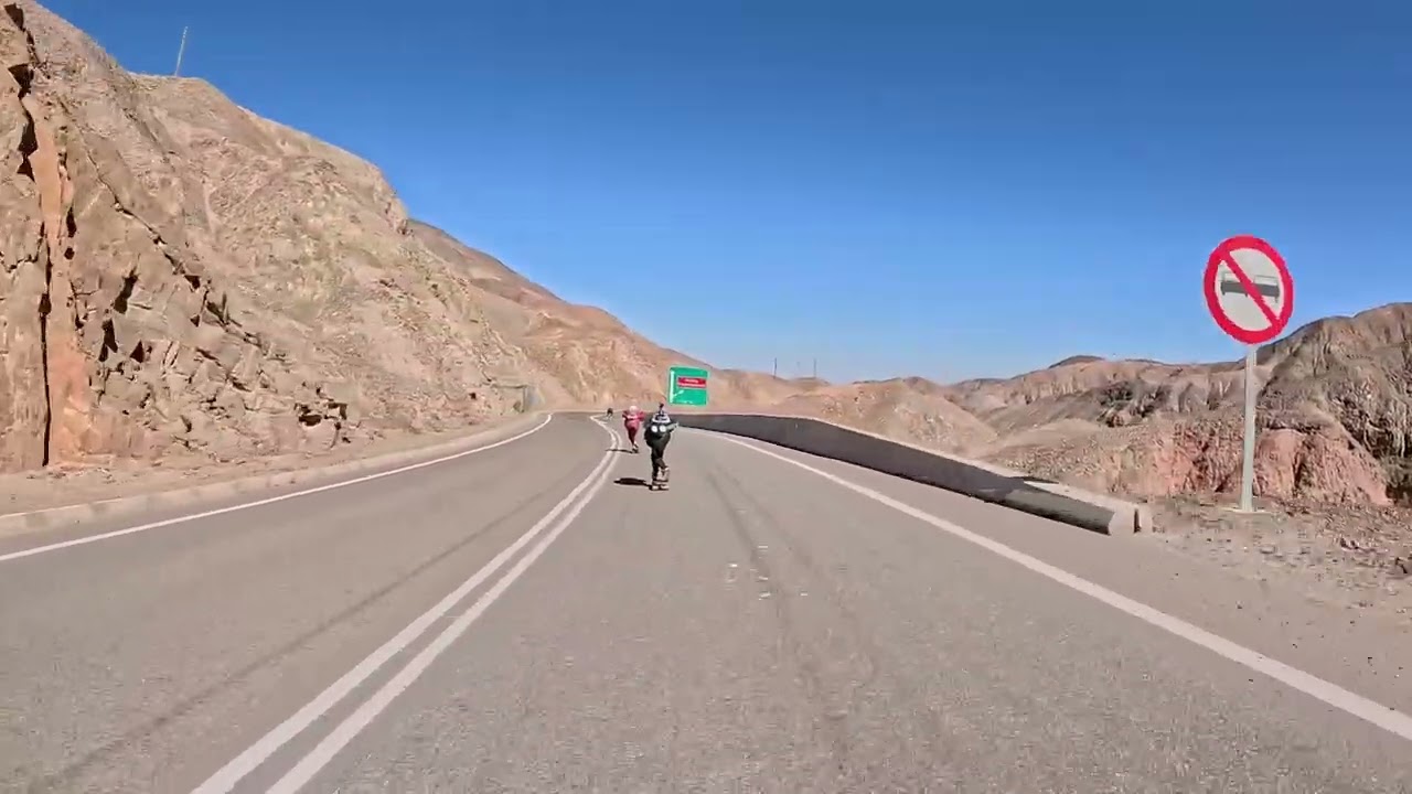 🎥🐟 de escudo y cámara !!! Dh iquique , Apañando a los cabros @caco_rider @benjamin.cavada @seba.sos