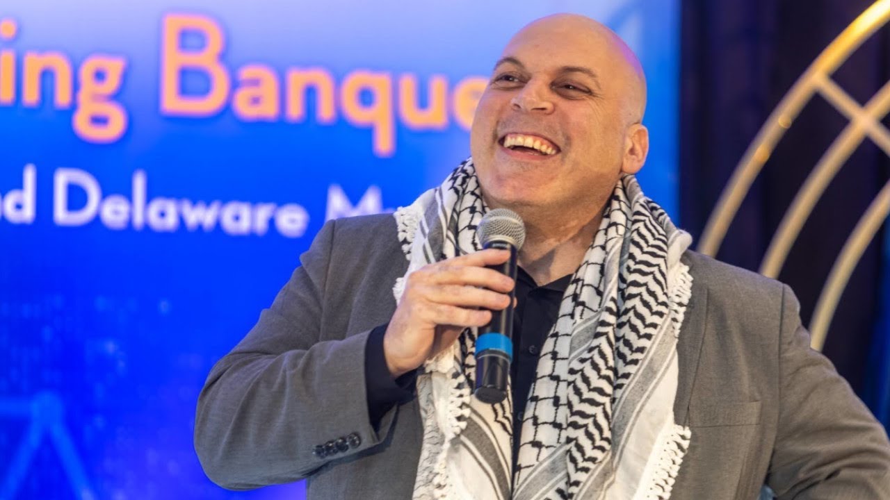 Entertainment by Amer Zahr