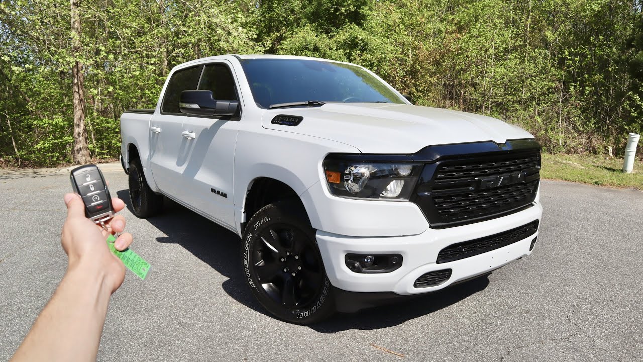 2022 Dodge RAM 1500 Big Horn Night Edition eTorque: Start Up, Walkaround, POV, Test Drive and Review