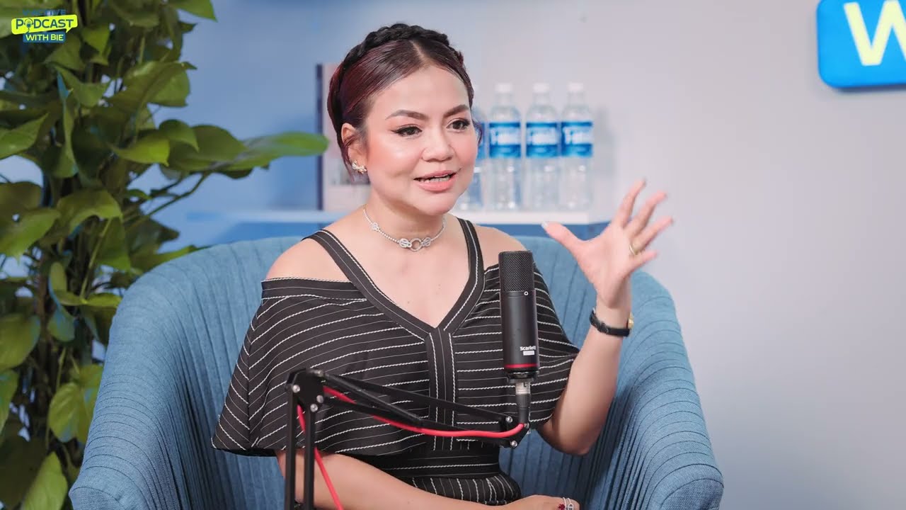 ខ្មែររួបរួមគ្នាគឺខ្មែរខ្លាំង ខ្មែររួបរួមគ្នាគឺខ្មែររុងរឿង!