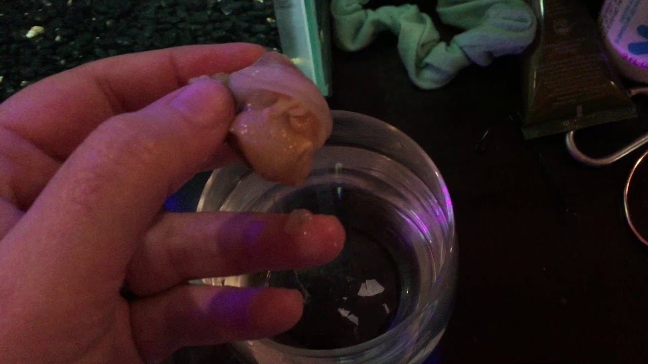Help! :(  My snail broke half of it's shell off!
