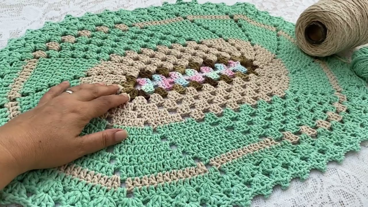 💚09/30 JOGO DE BANHEIRO VENDE VENDE VERDE / VÍDEO AULA NA DESCRIÇÃO /TAPETE OVAL / TAPETE DE CROCHÊ🧶