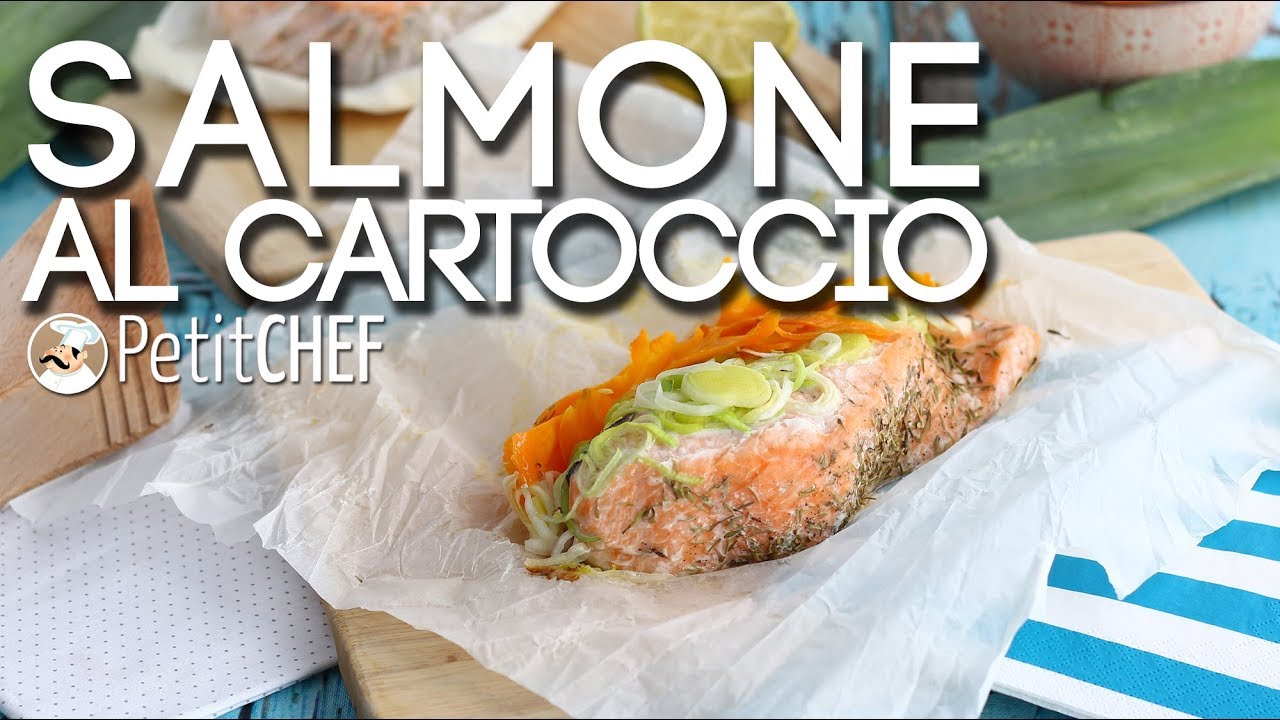 Salmone al cartoccio, il tutorial video per prepararlo a casa - PetitChef.it