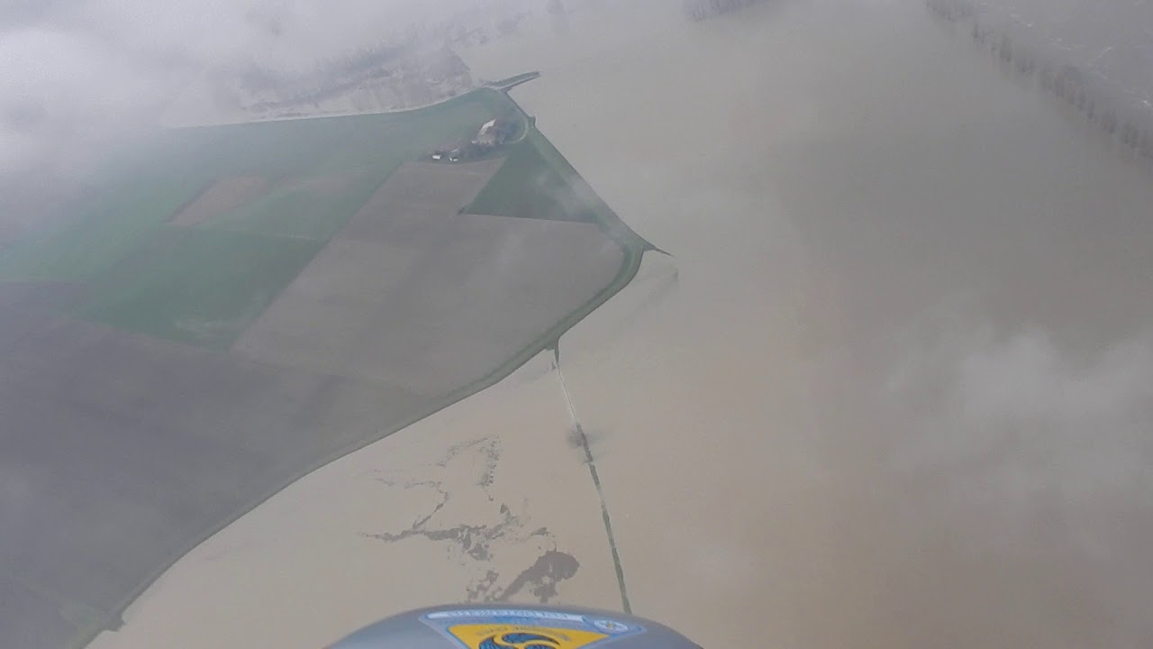 Fiume Po nella nebbia (parte 1)