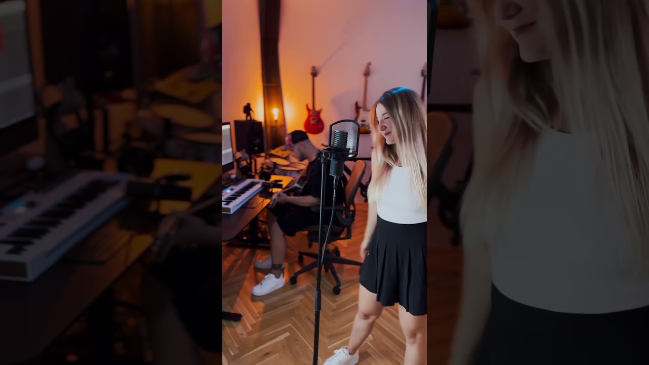 Josh A - Pain (Live cover by Jasmin & Mahdies)
