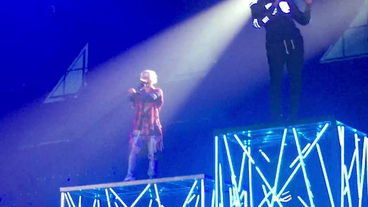 Justin Bieber Boyfriend Live at Purpose Tour San Diego 2016