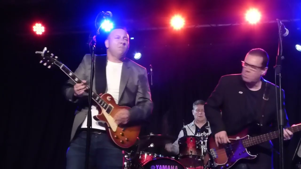 The Redfish Blues Band - Tuff Enuff, Sunday Blues Jam 24.04.22.