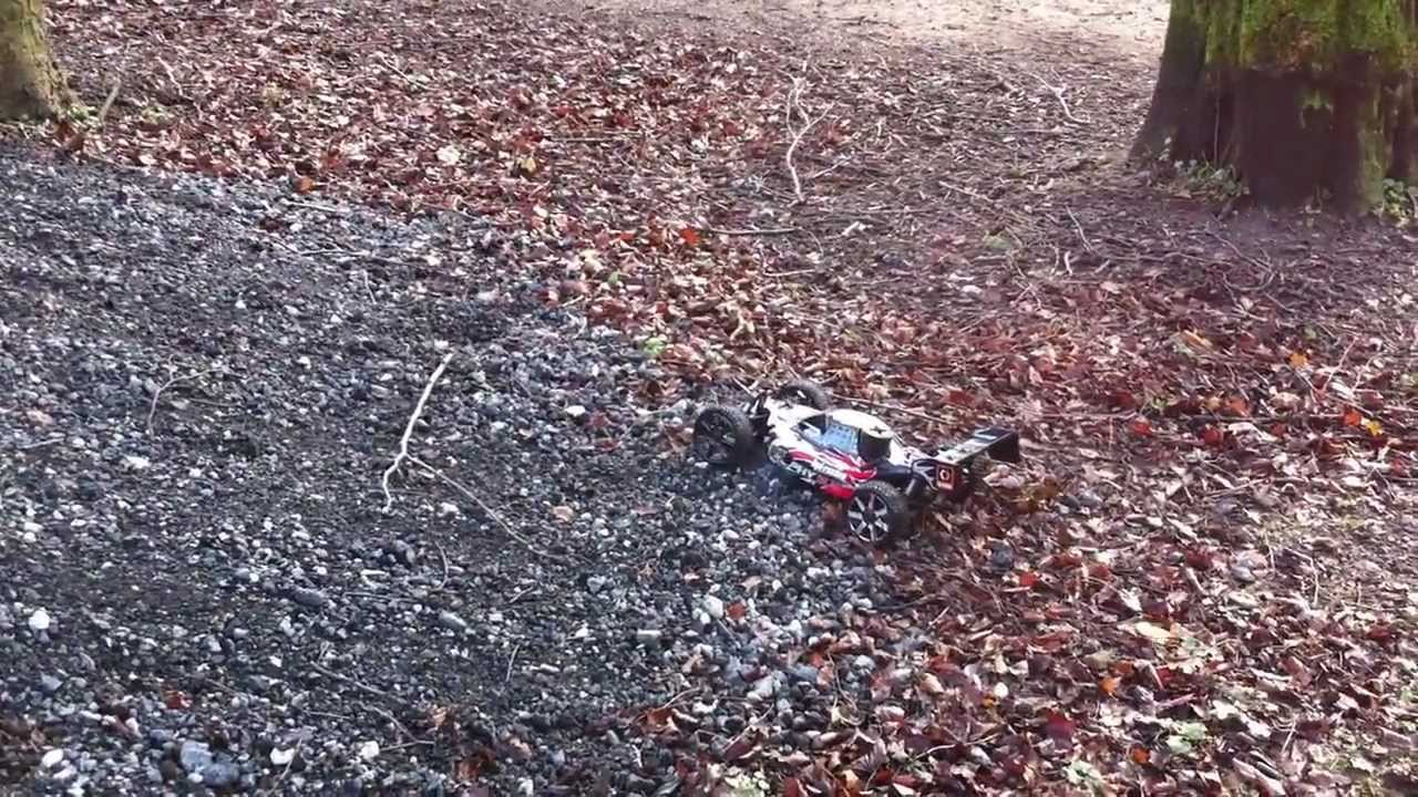 hpi trophy 3.5,2.4ghz 4wd nitro buggy bashing in woods
