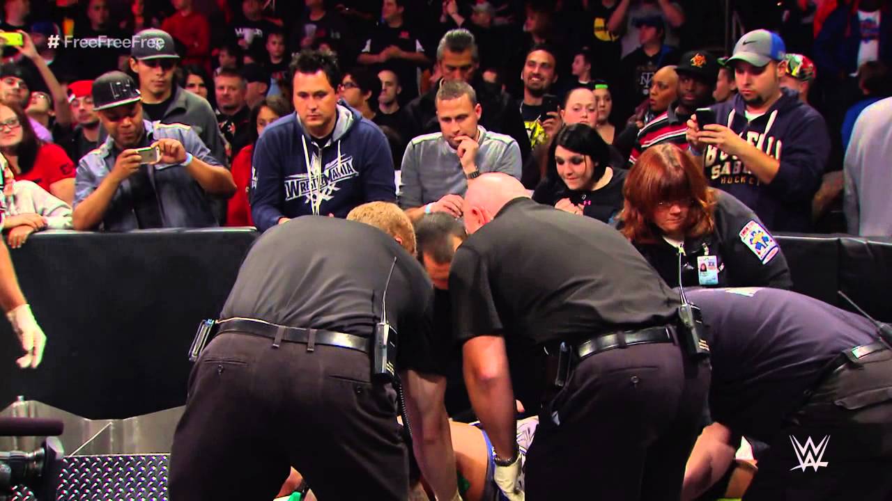 Рэнди Ортона вынесли на носилках: эксклюзив WWE Network, 3 ноября 2014 г.