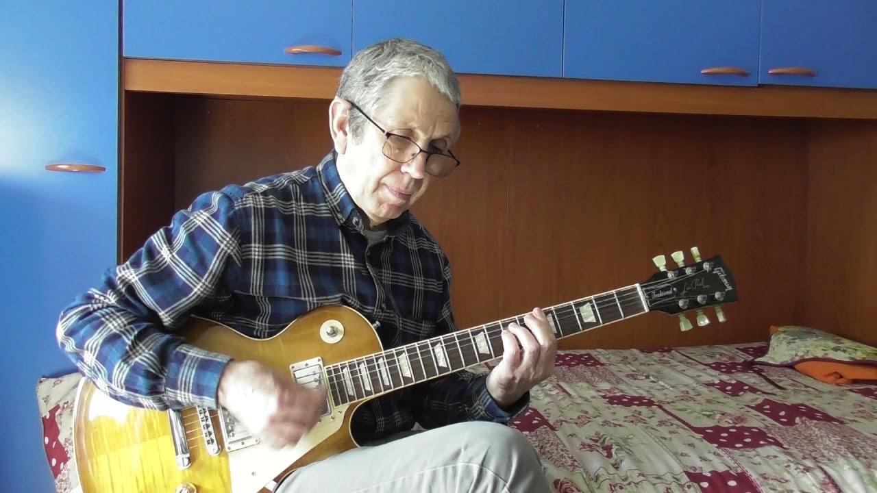 Lucio Battisti - Mi ritorni in mente.  Cover chitarra ritmica  - accordi