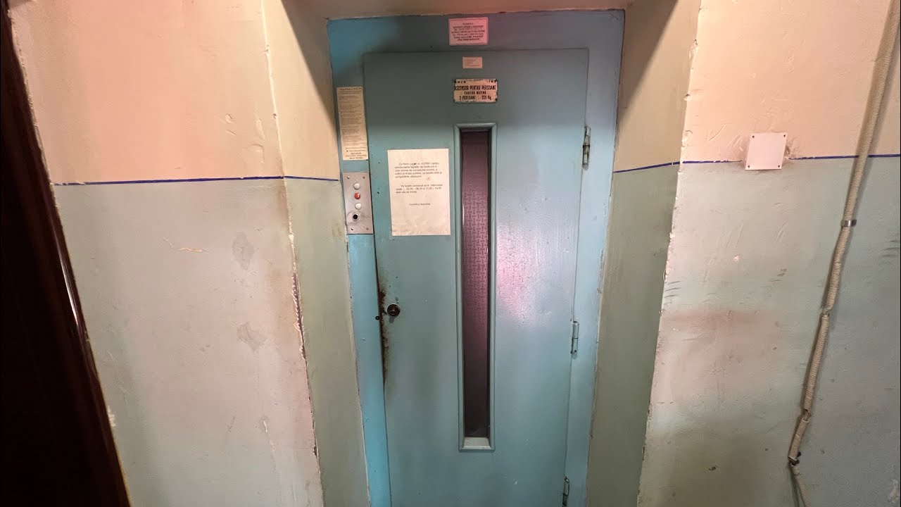 Now Replaced! Old Nice Original IFMA Traction Elevator@Strada Horea Nr.59 Bl.B, Cluj-Napoca, Romania