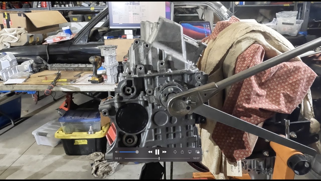 BMW N55 1227701  P9 Block Reassembly Oil Pan : Hub Bolt Torque