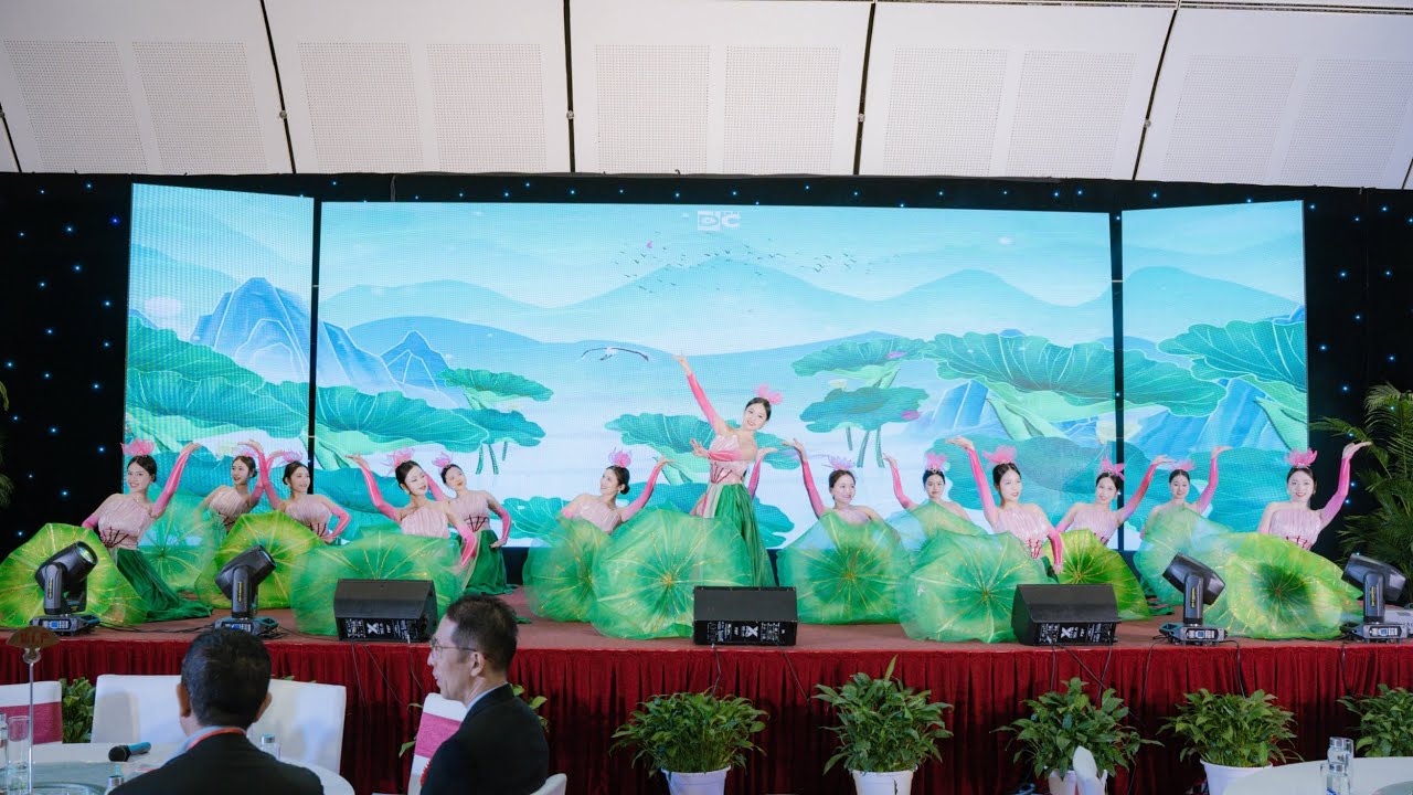 Múa DÁNG SEN | Ban Múa - FTU's Dancing Club