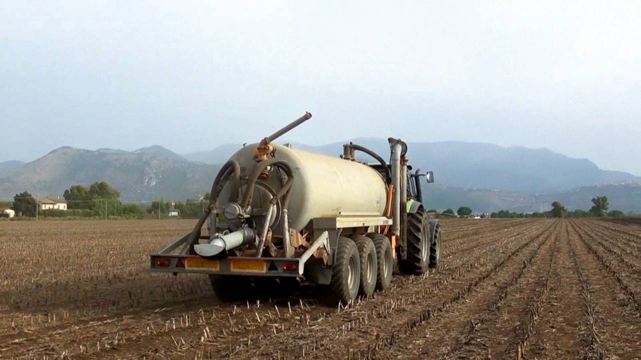 Liquamatura 2016 - Deutz Fahr TTV 1160 e Vaia MB/200 By (Team Lucci)