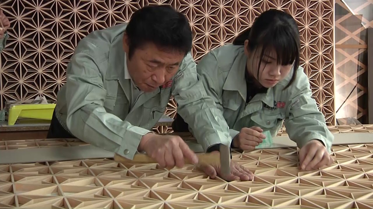 世界をもてなす空間に真庭から組子細工