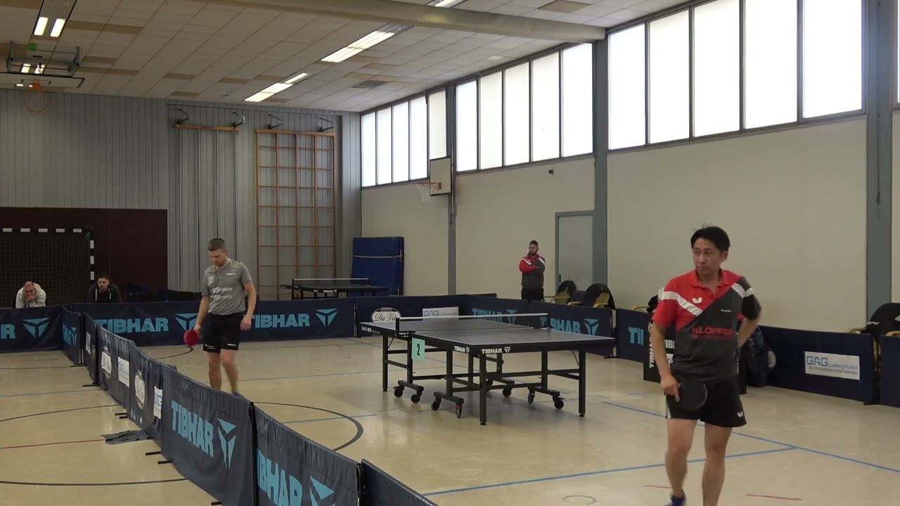 Er kriegt das Ding einfach nicht zu / K.Zeimys(TTR 2311) - Gao Peng(TTR2301) / Regionalliga
