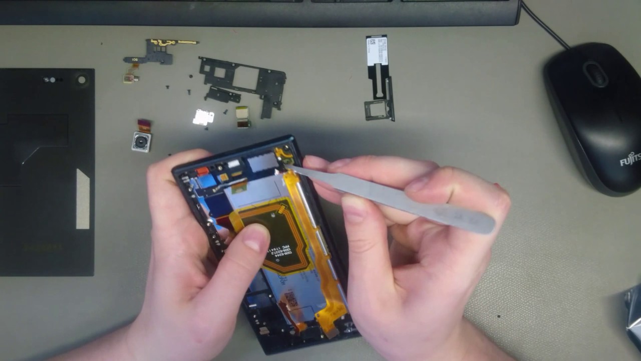 Sony Xperia XZ Premium G8141 Disassembly