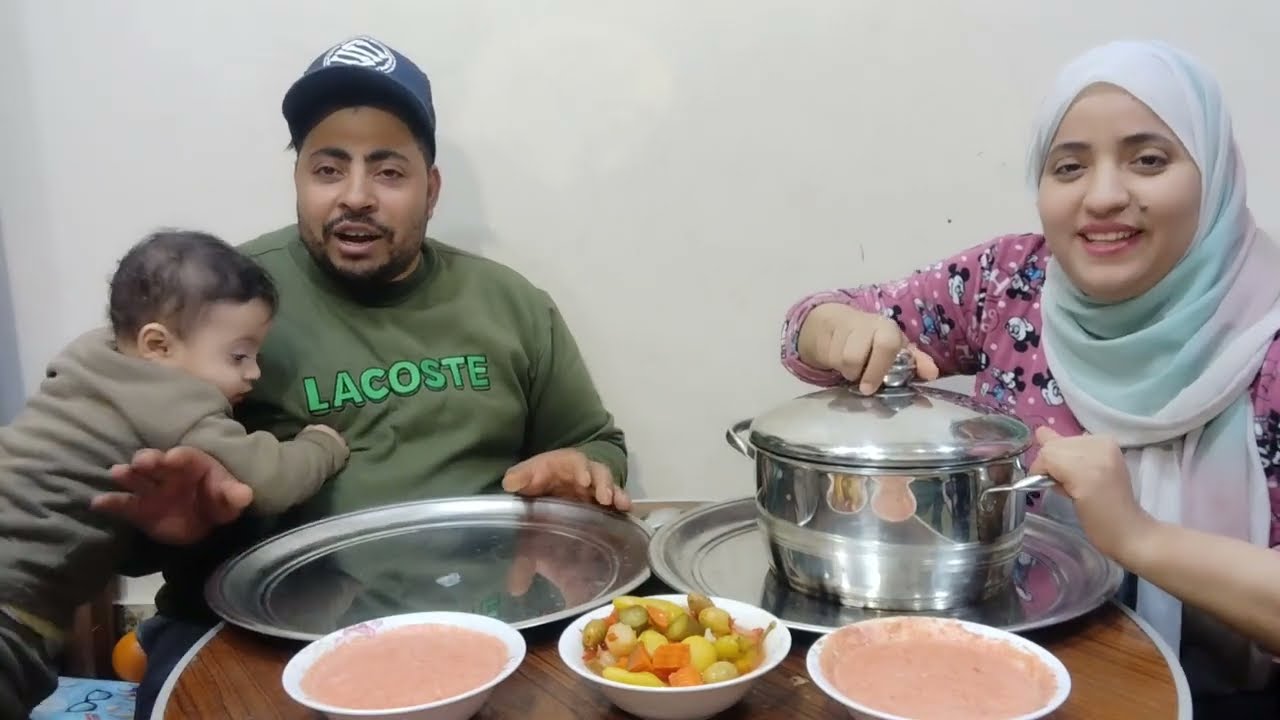 تحدي اكل عملت لهم احلى اكله هم بيحبوها  اتصدمت من رده فعلهم لما شافوها 😱😋