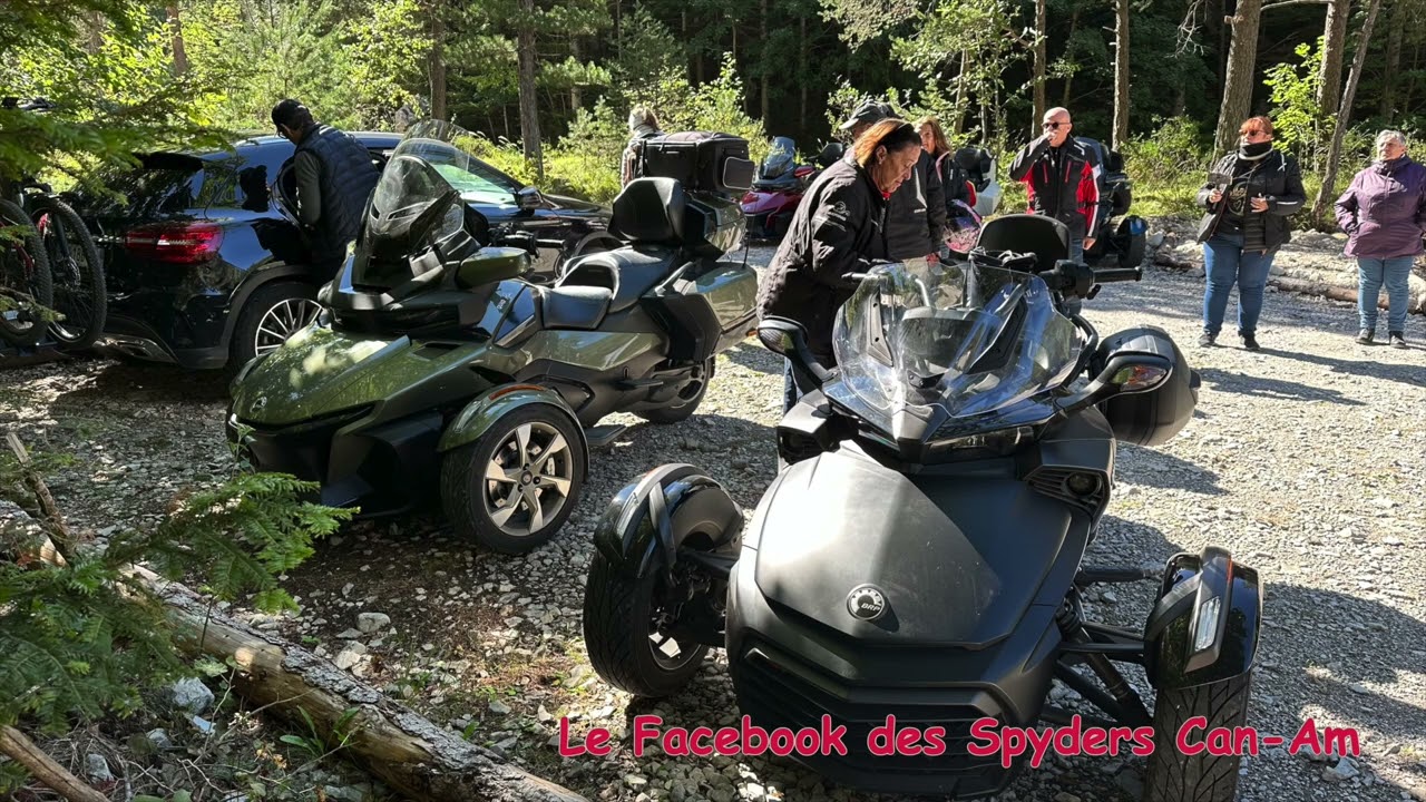 Can-Am Spyder RT jour 1 de notre super week-end ou 6 Spyders roulent sur nos belles routes