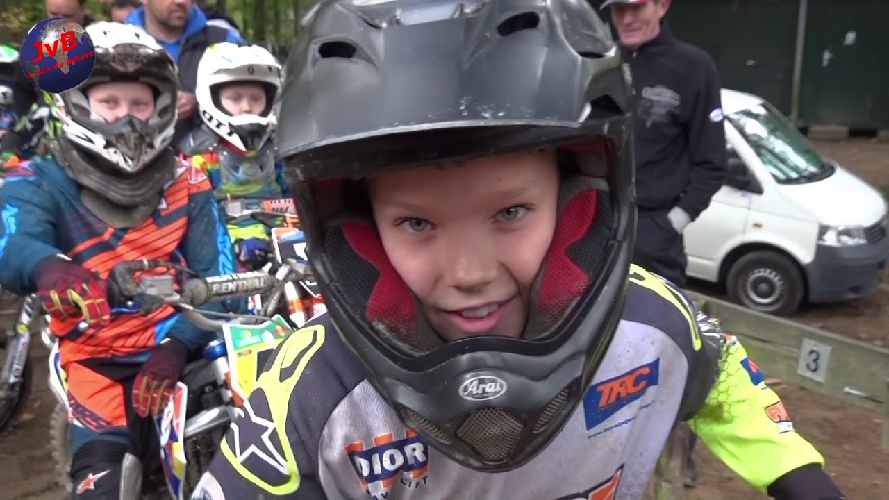 Motocross MC Volgas in Ermelo laatste club wedstrijd van 2017 ( 4- 11- 2017 )