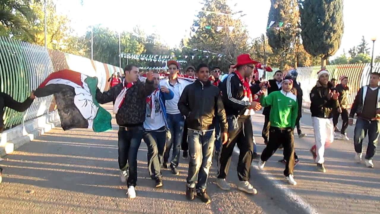 Les Chababistes à là sortie du stade Batna .... CAB vs CRB