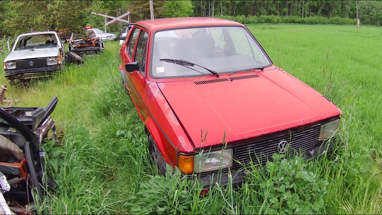 Private VW mk1 junkyard // Walking around // Jetta Caddy Golf 1 Volkswagen