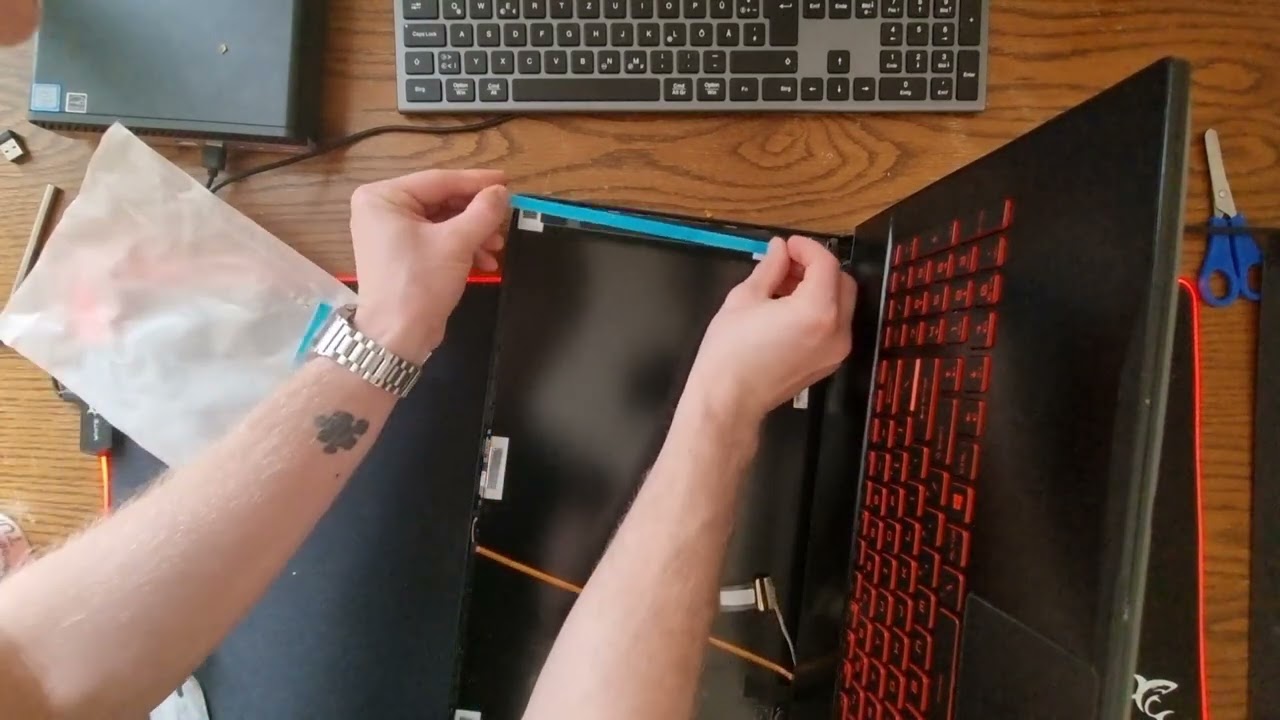 MSI GF75 10SC Screen Replacement