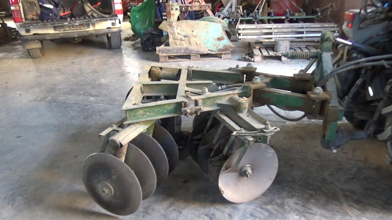 Rincalzo vigneto e lavorazione minima con erpice a dischi auto costruito 