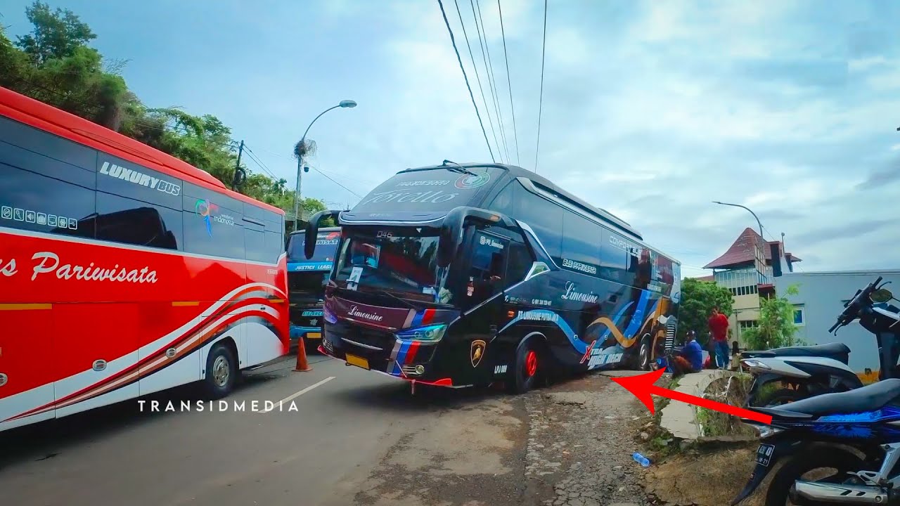 HARUS EKSTRA HATI HATI  Hunting Bus Oleng di Tanjakan Sunan Muria