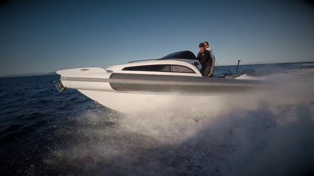 AirHull 25 Cabin - 300hp Yamaha