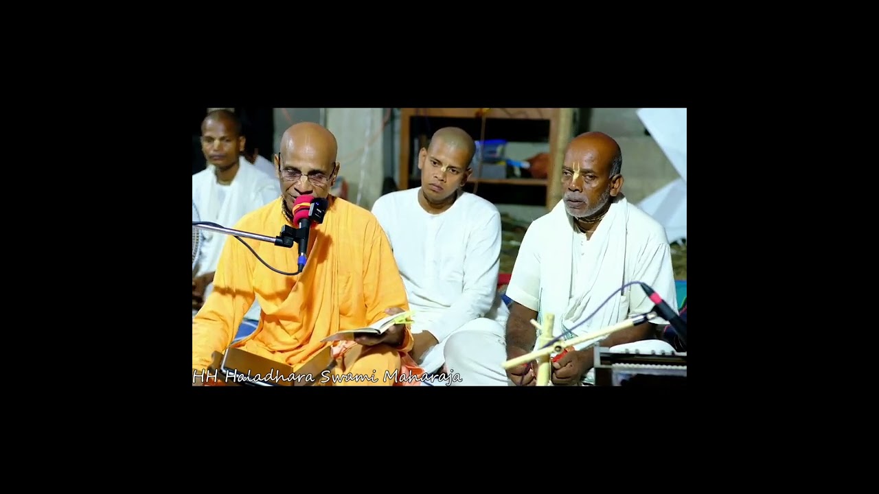 Geeta Govinda || Rati Sukha Sare Gatam  Abhisare || HH Haladhara  Swami Maharaj