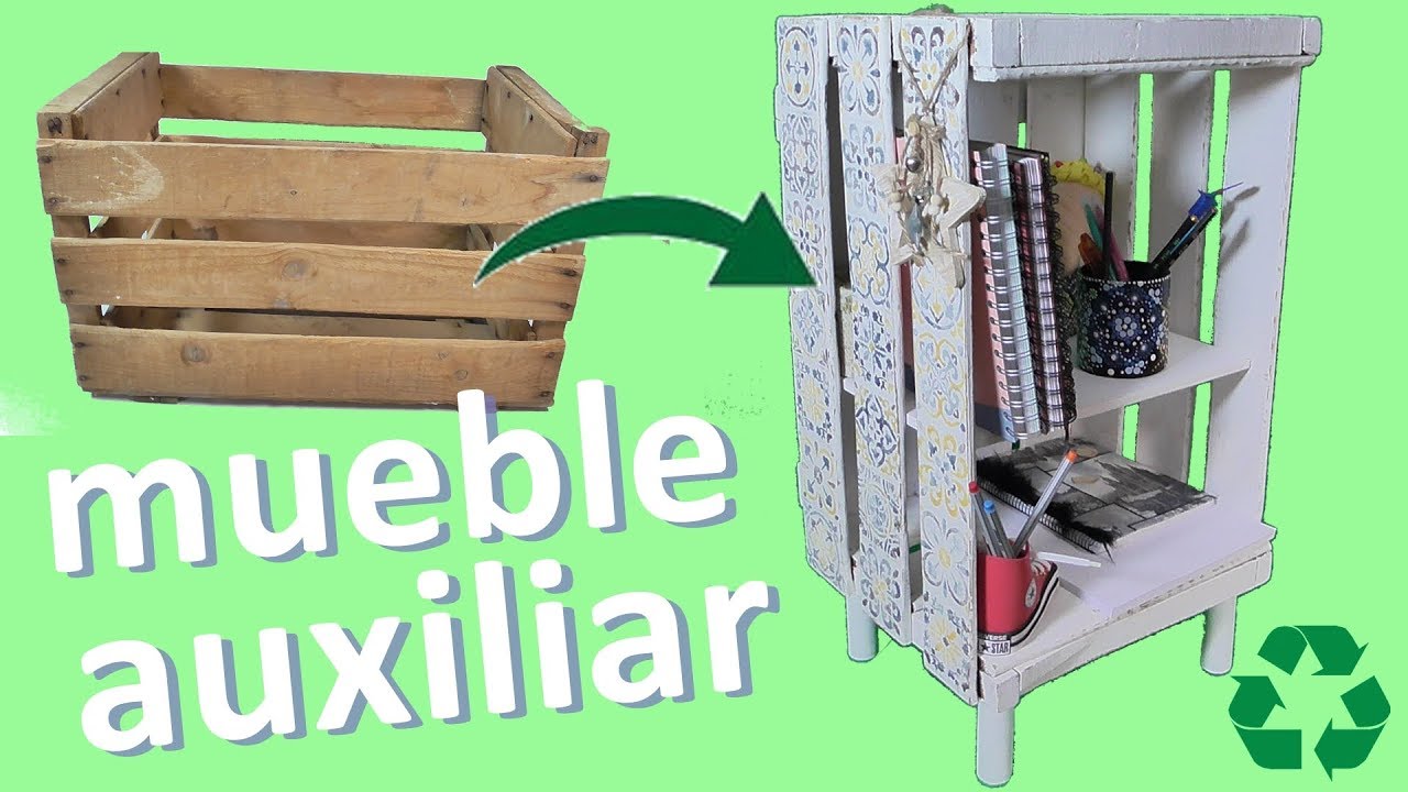 Como hacer un mueble auxiliar y reciclar un cajón de madera. Estantería con caja de fruta