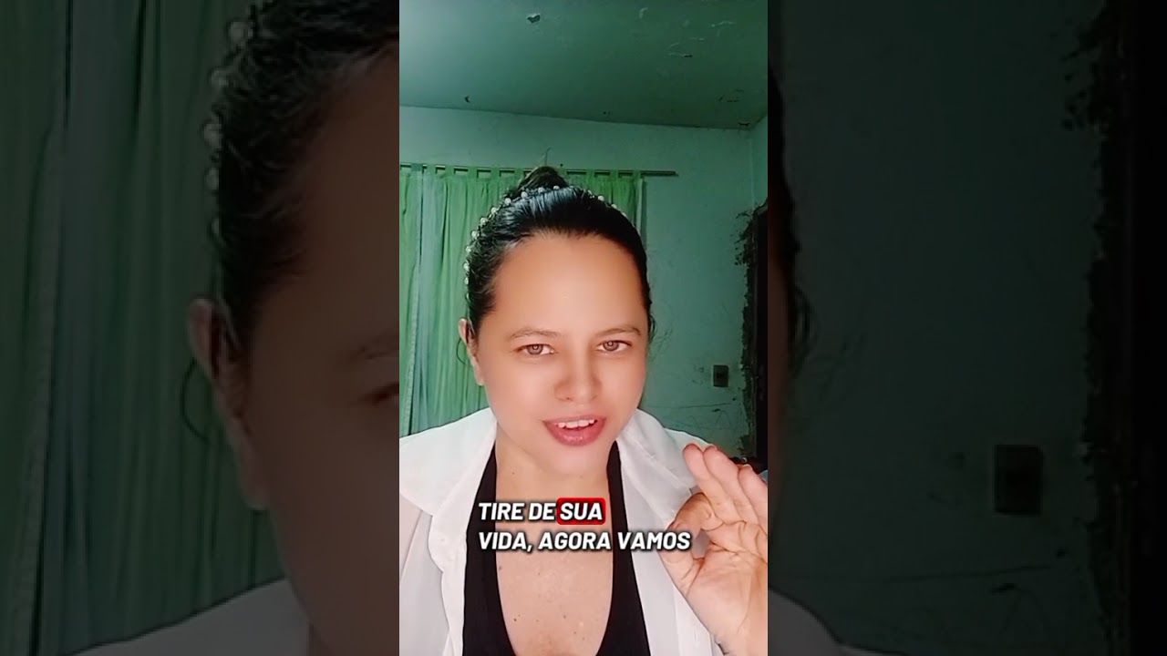 Gênesis 21:9 - 9 E viu Sara que o filho de Agar, a egípcia, o qual tinha dado a Abraão, zombava.