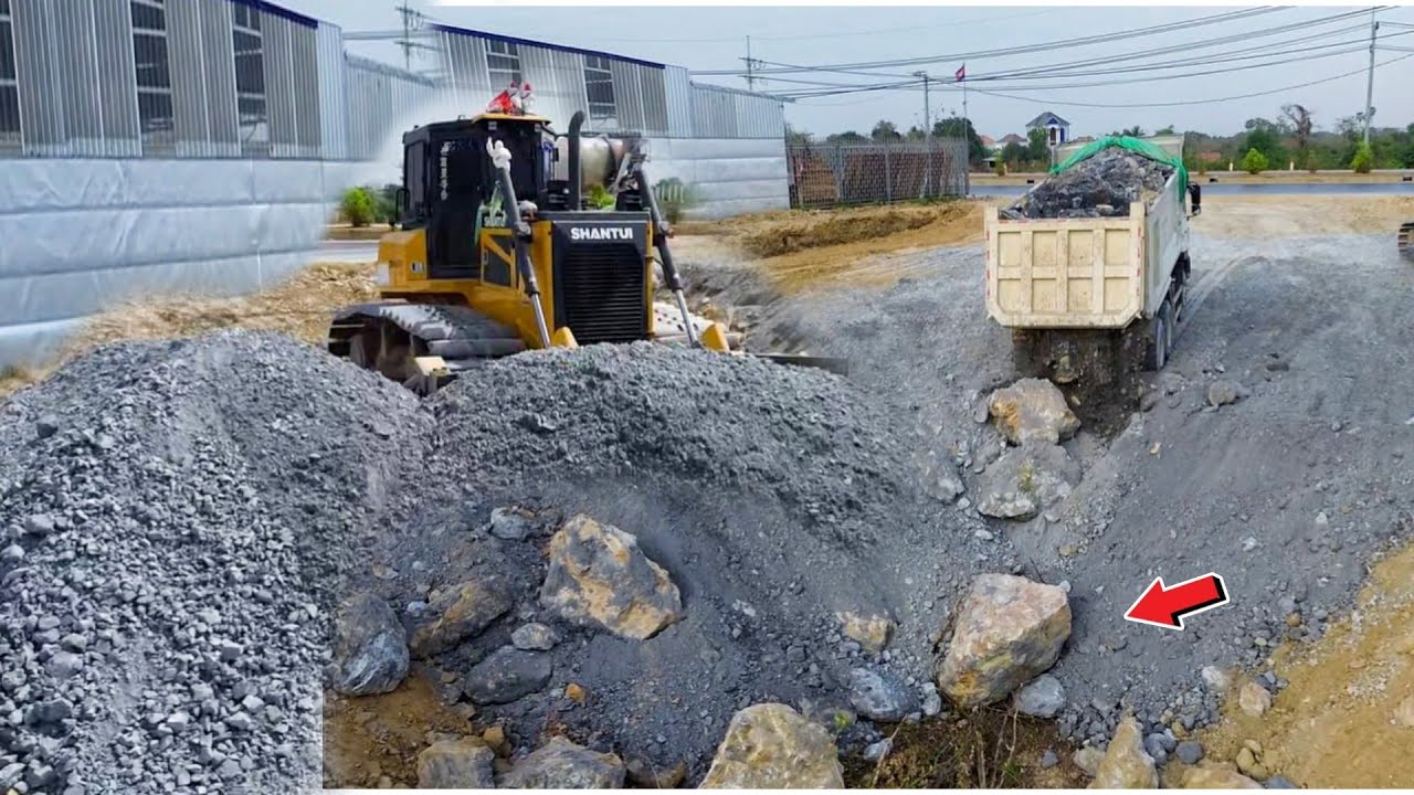 Wonderful Bulldozer SHANTUI Push Stone Into Water, Dump Truck 25Ton Unloading Stone Filling Lake