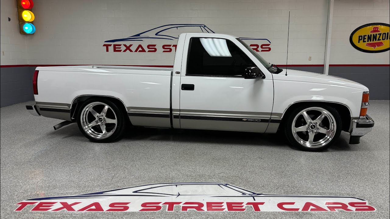 Chevrolet C1500 1998 года, OBS, Belltech Drop, пробег 33 тыс. миль, двухцветный, 5.7 л/автомат, с...