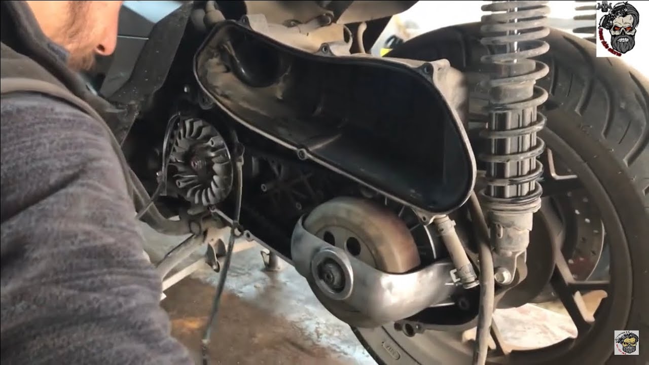 Yamaha XMAX varyatör bakımı ve Kayış değişimi nasıl yapılır.