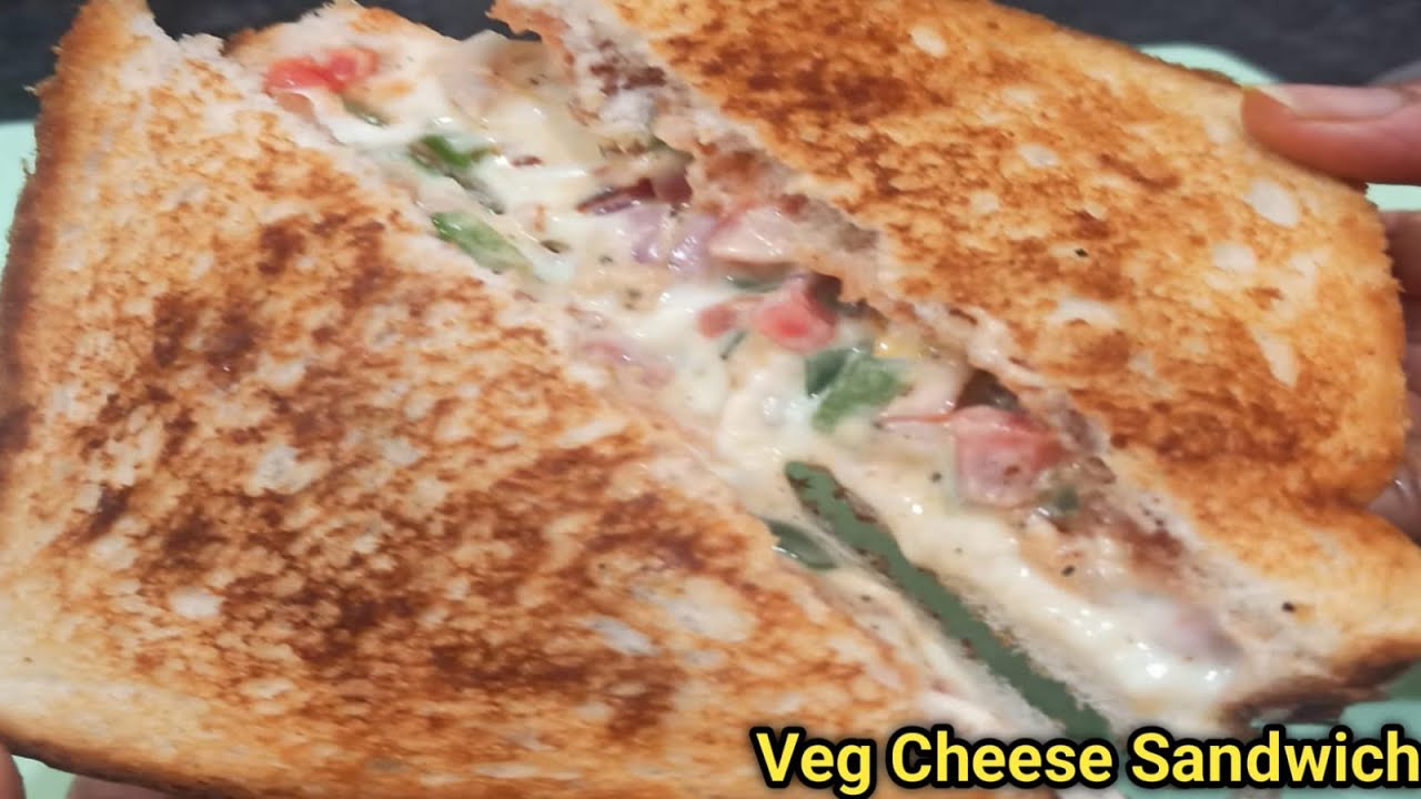 Veg Cheese Sandwich in 5 minutes / वेज चीज सैंडविच बनाए सिर्फ 5 मिनट मे l