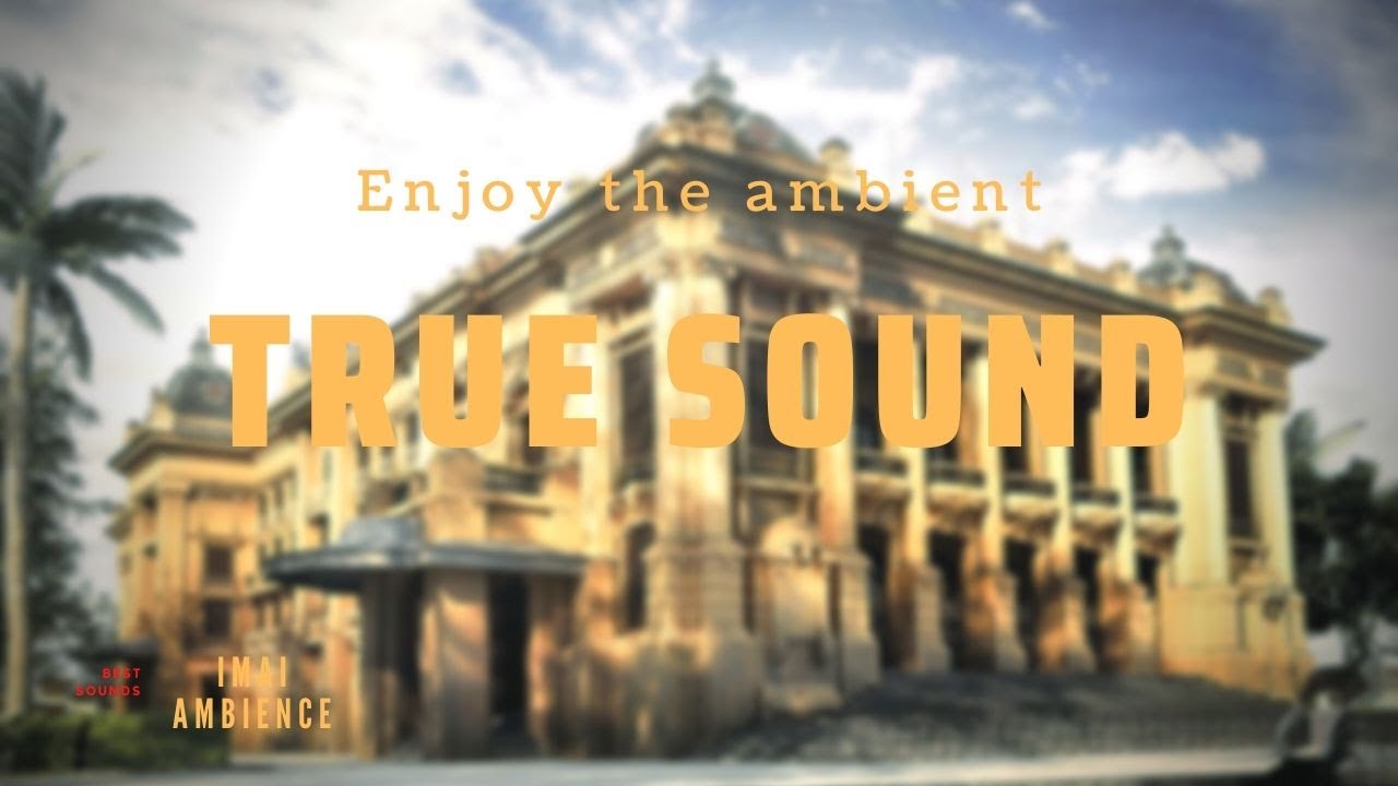 Ambience in front of the Hanoi Opera House, Vietnam