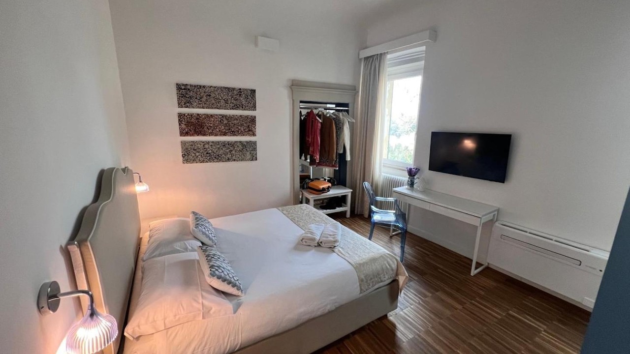 B&B Dimor'a | Saturnia, Italy | Hotel Review 🏩