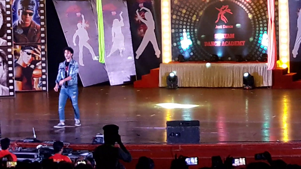 Savayam Dance Academy(Raghav Juyal at Ravindra NatyaMandir)