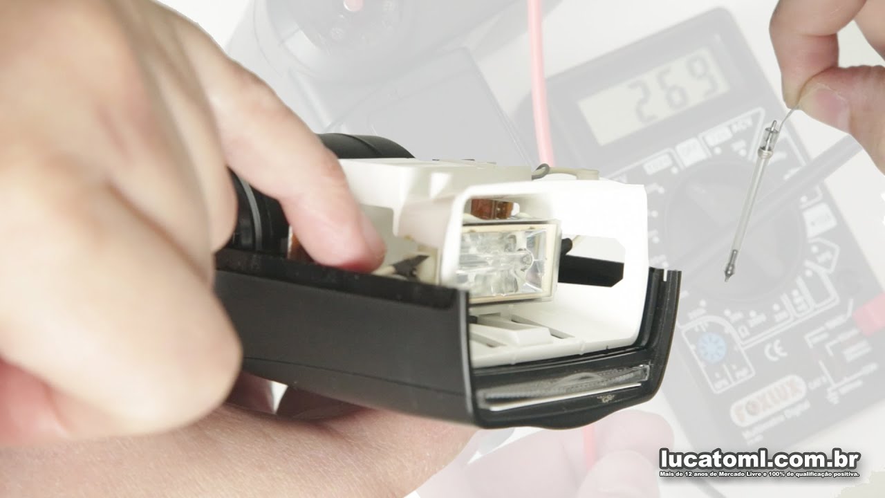 Flash Canon não dispara? Veja como trocar a lâmpada e como descarregar o capacitor antes da troca.