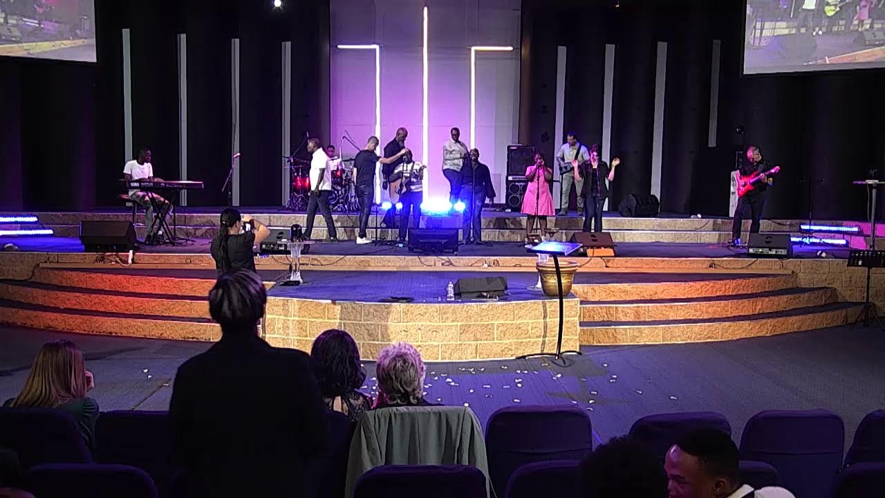 SUNDAY SERVICE WITH PASTOR PETRUS VAN RENSBURG