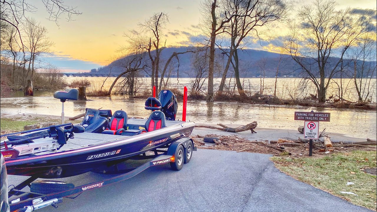 Bass Boat in Flooded, Unnavigable, Susquehanna River, Phoenix 920 pro xp