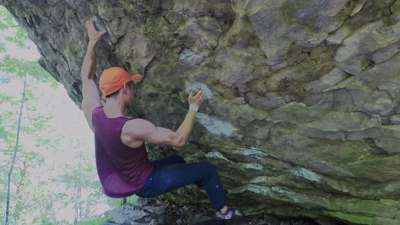 Outdoor Bouldering | Niagara Glen Bouldering Compilation