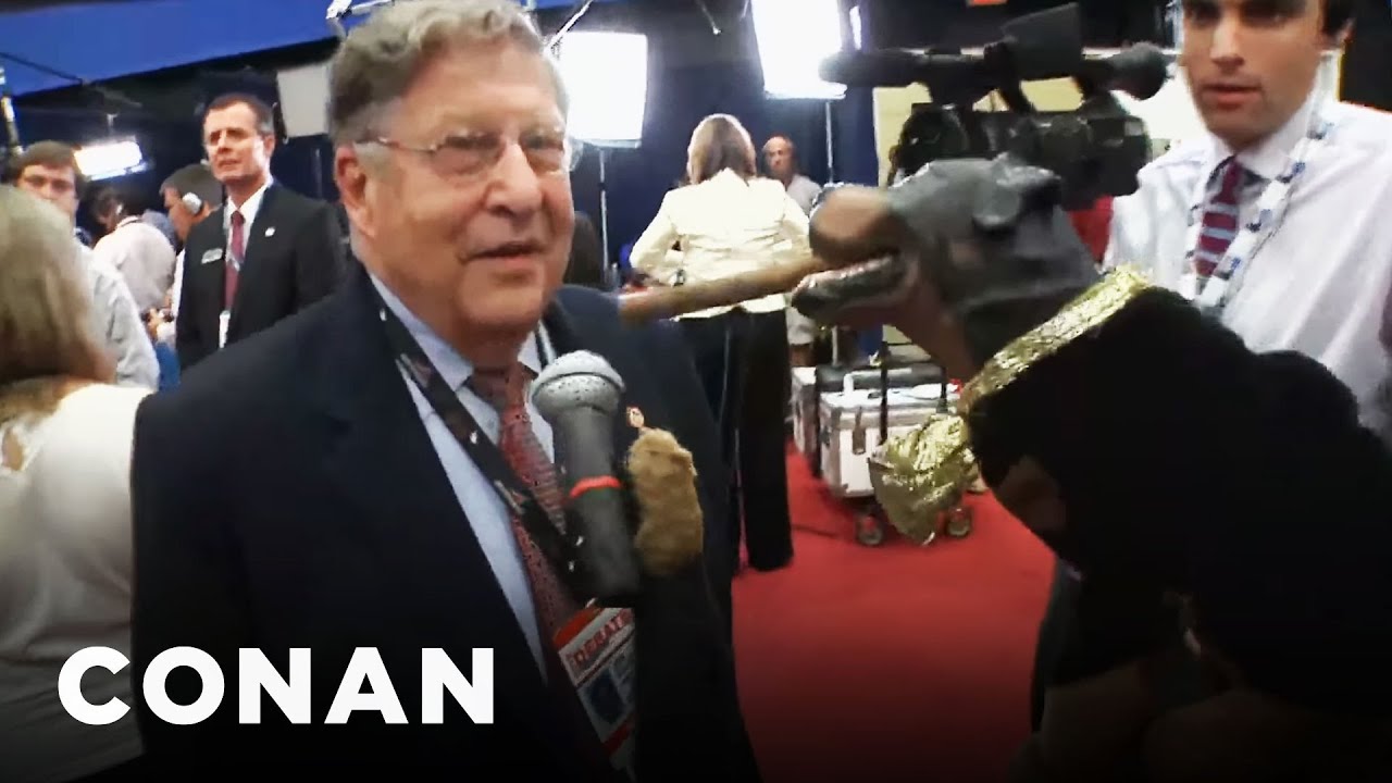 Triumph The Insult Comic Dog Hits The Final Presidential Debate | CONAN on TBS